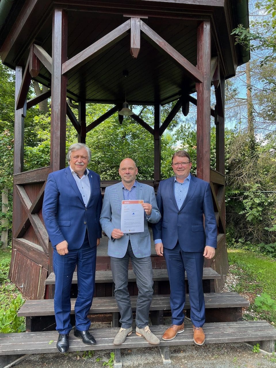 News 5 Holzbau Kompetenz Sachsen GmbH – Unterzeichnung LOI Pilotprojekt Holzhochhaus
